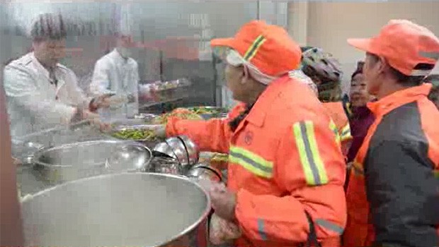 问鼎娱乐app采访剪辑