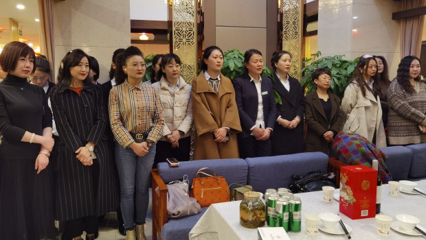 兰州问鼎娱乐app集团举行“三?八”妇女节联欢活动